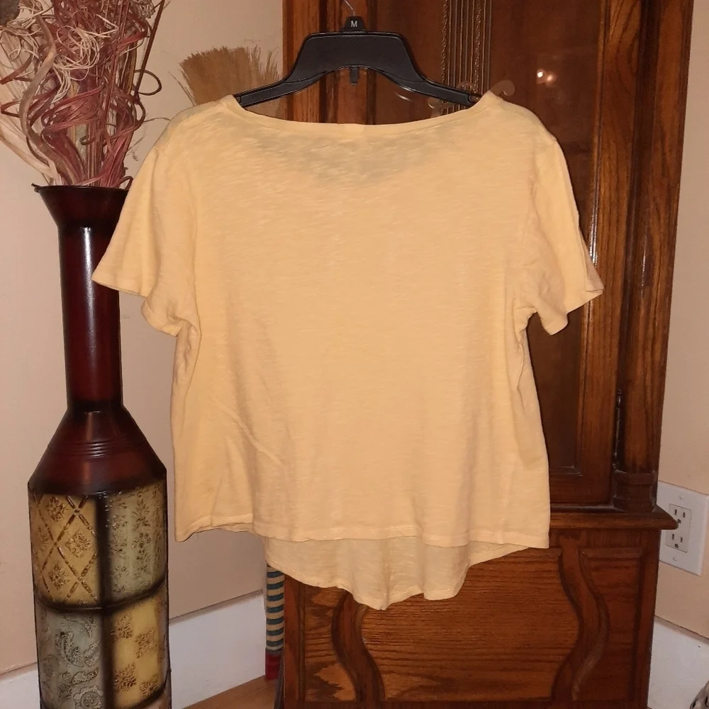 Sky and Sparrow Women's Short-sleeved T-shirt - Picture 2 of 3